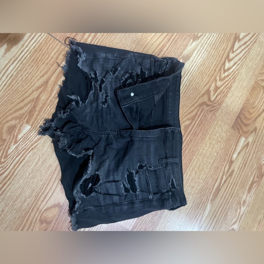 American Eagle Size 14 Black Distressed Hi Rise Shortie Short